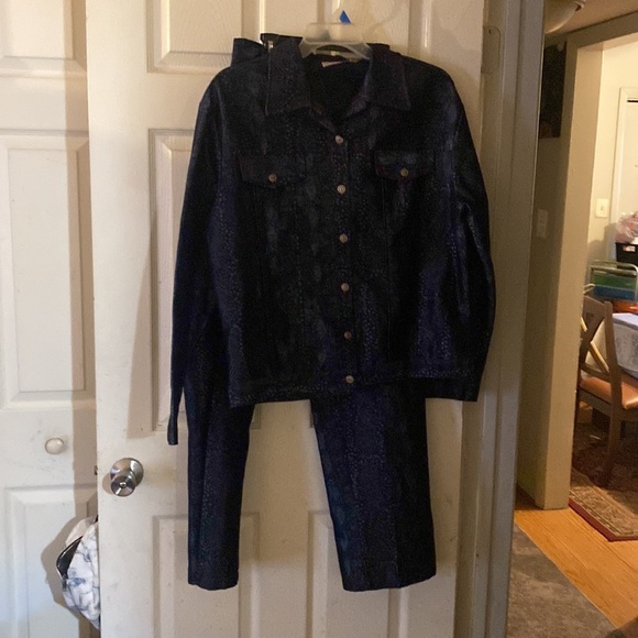 2 piece Jean pant suit black design fabulous - Picture 8 of 8